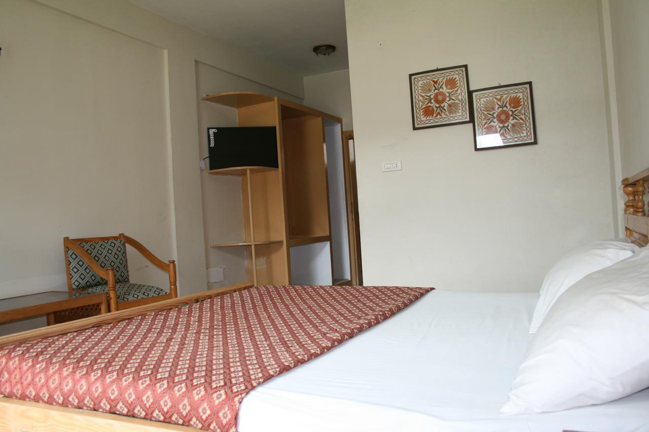 Pine Top Hotels Naran Dış mekan fotoğraf